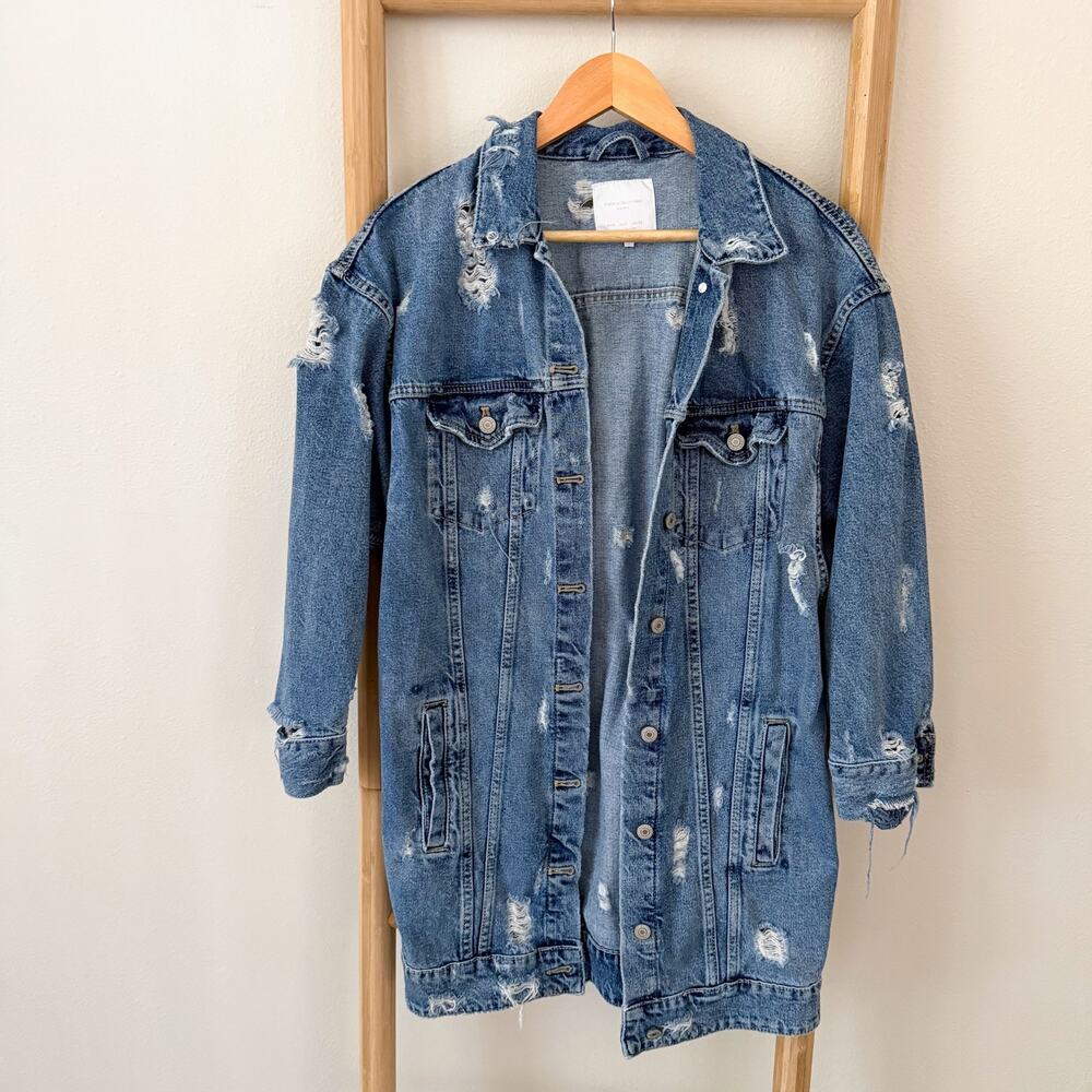 Zara Trafaluc Denim Distressed Longline Oversized Jean Jacket Women’s Size Small